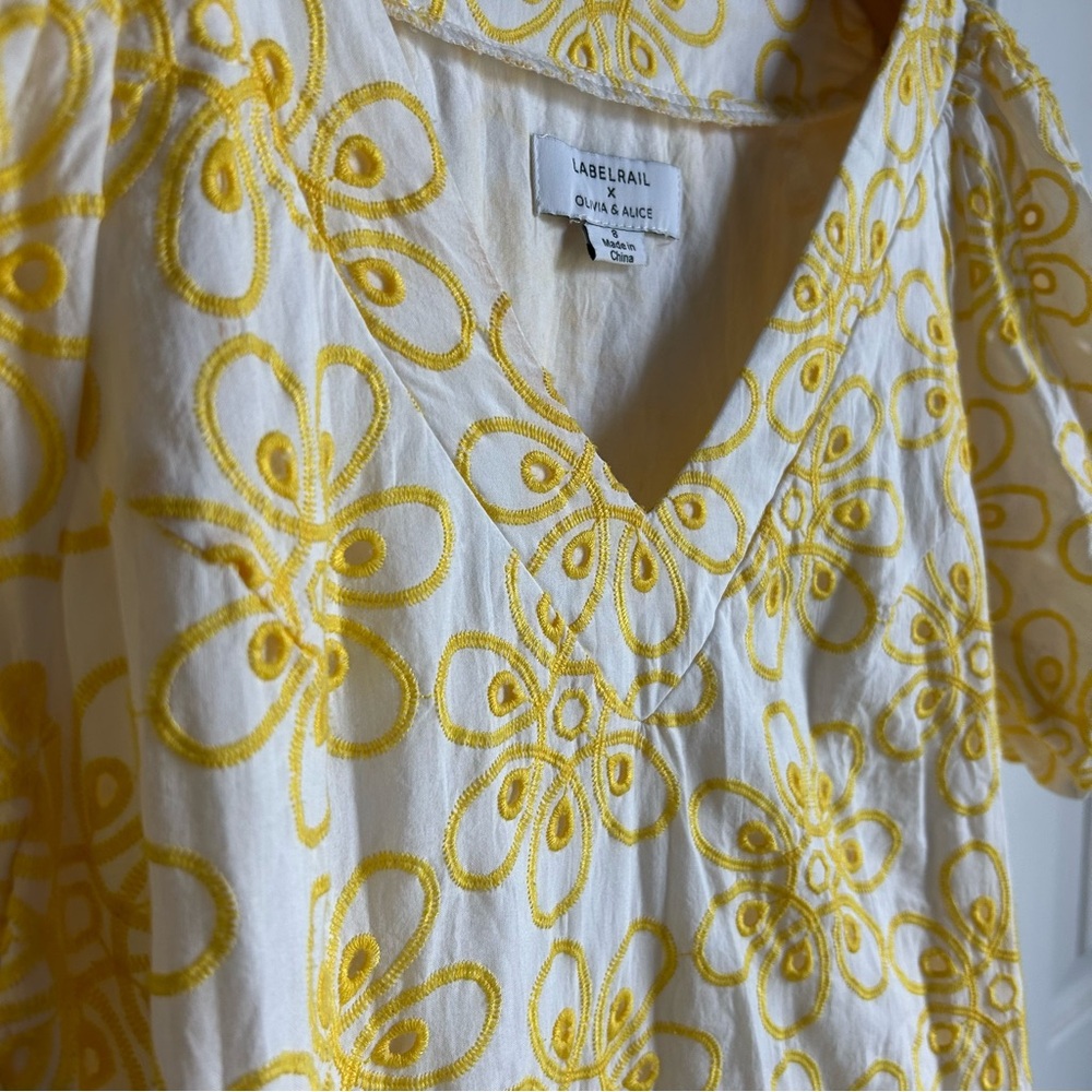 Labelrail x Alice + Olivia yellow & white puff sleeve embroidered midi dress - Picture 8 of 8